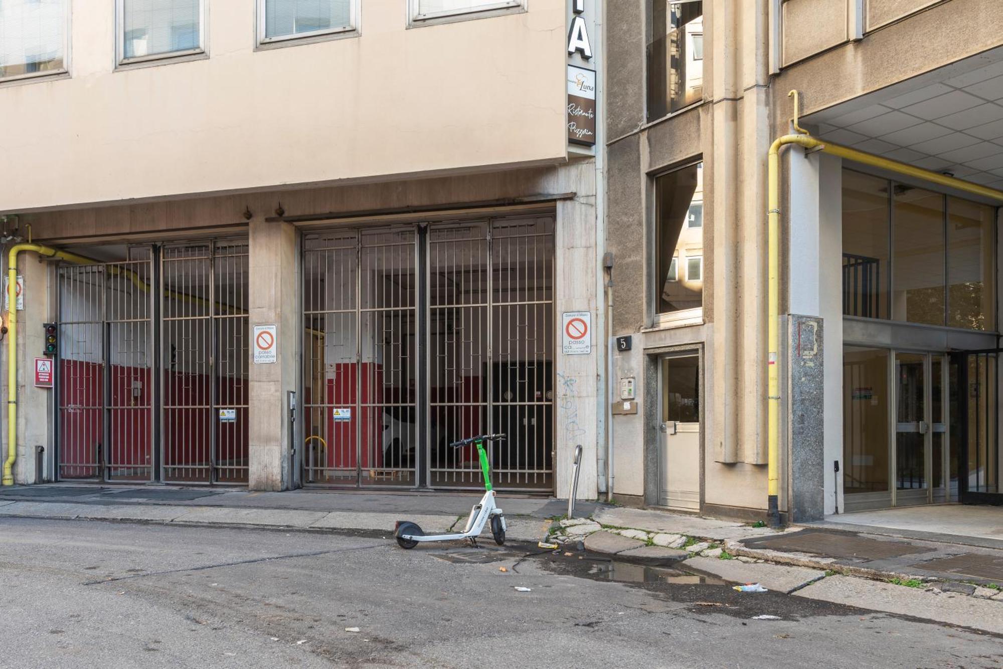 Centrale Flexyrent - Steps From Train Station ميلان المظهر الخارجي الصورة